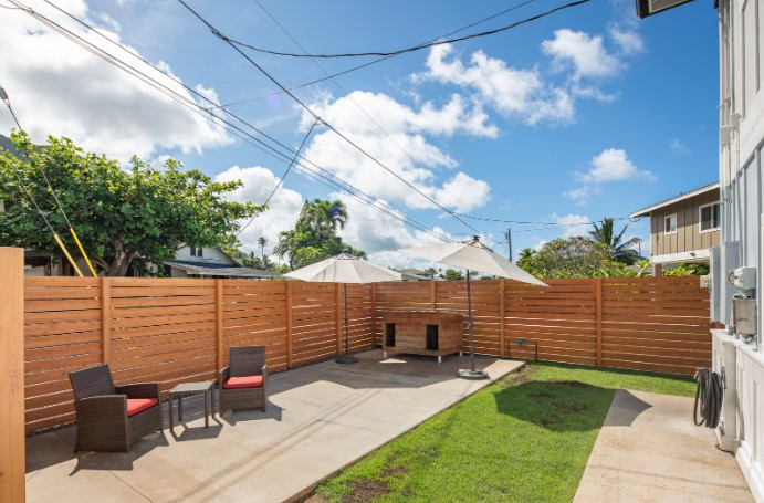 какой забор лучше защищает от шума